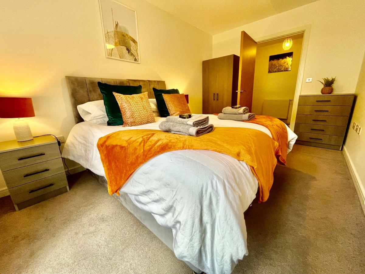 Spacious 2 Bed Ground Floor Apartment, Free Parking, Close To Historic Dockyard & Gunwharf Quays Portsmouth Esterno foto